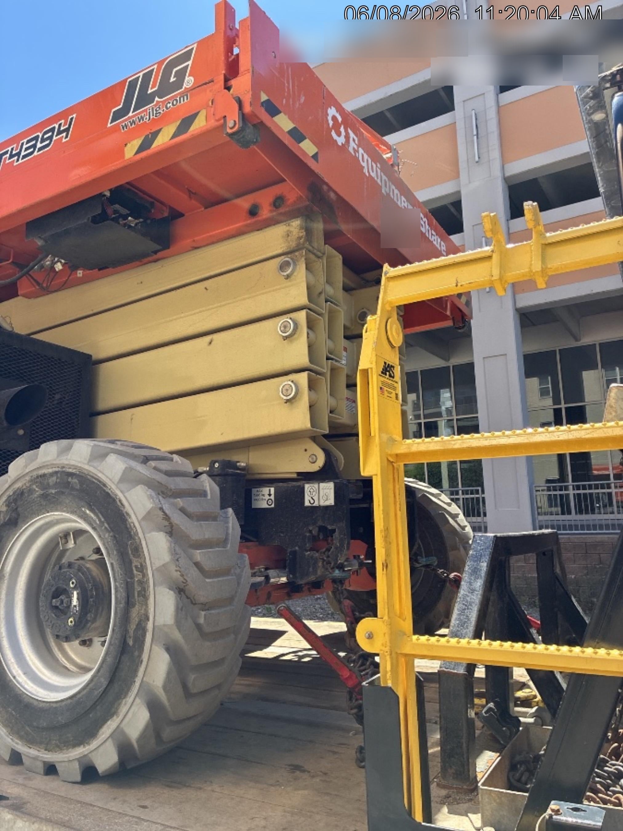 2022 JLG RT4394