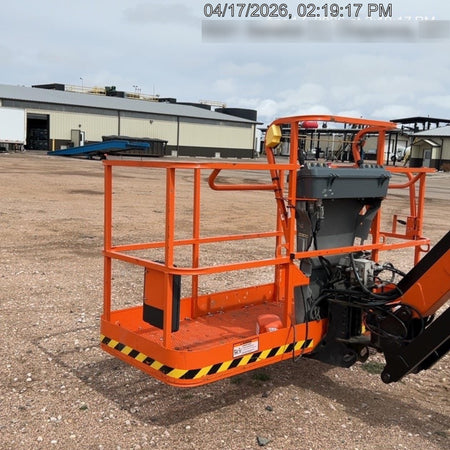 2019 JLG 660SJ