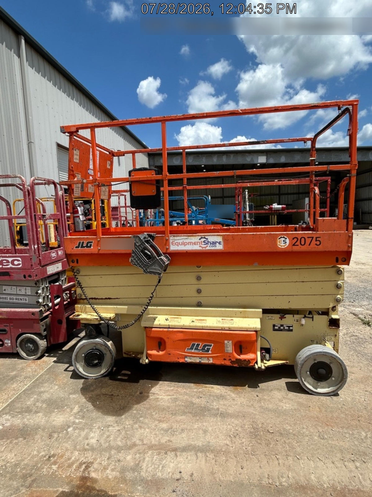 2016 JLG 3246ES