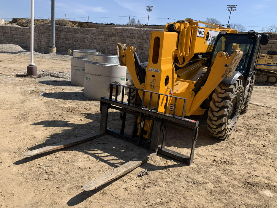 2020 JCB 510-56 Cab/Heat/Air, Solid Tires, Work Lights, Beacon, Aux Hydraulics, Back up Alarm, Lifting Eye, ES Decals