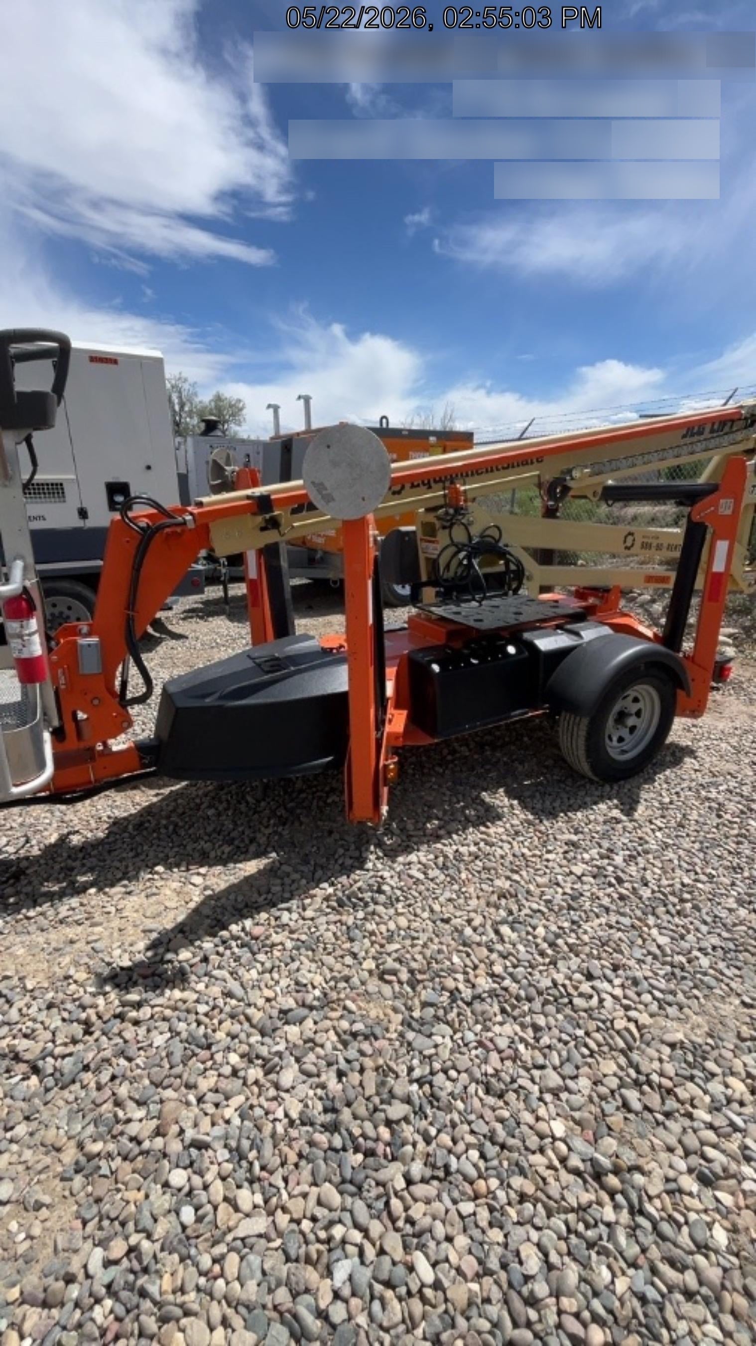 2023 JLG T350