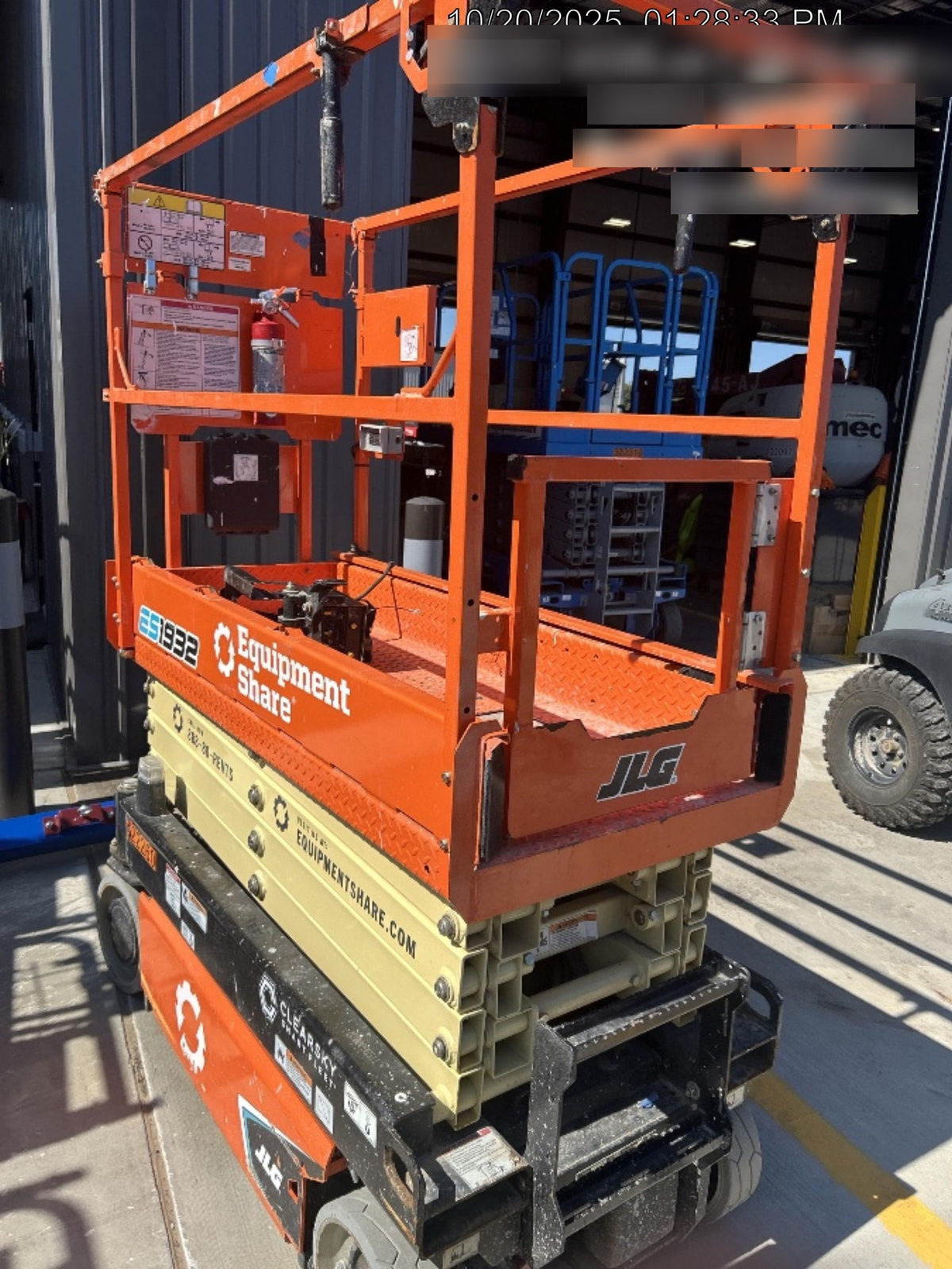 2024 JLG ES1932