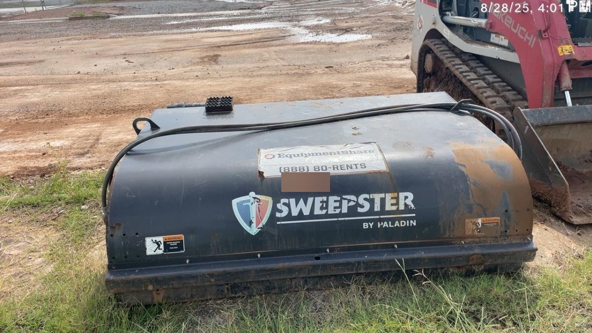 2019 PALADIN Sweepster SB72