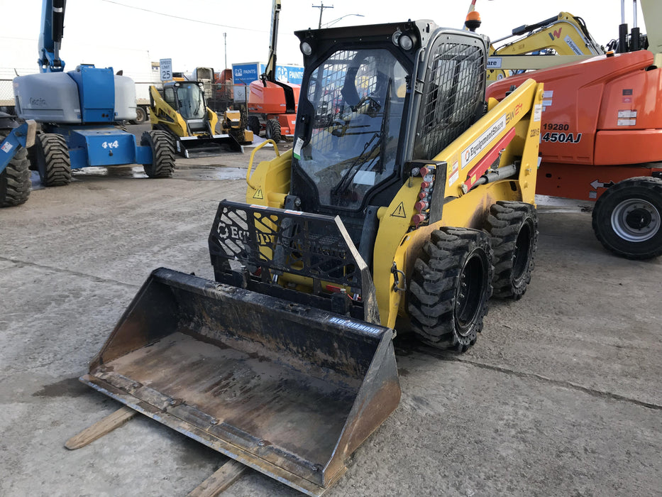 Wacker Neuson SW24 Wacker Neuson SW24 Skid Loader w/Open ROPS, Electric Attachment Controls, High Flow, Load Stabilizer, Beacon, 75" Bucket w/Smooth BOE, Bolt-On Tooth Bar