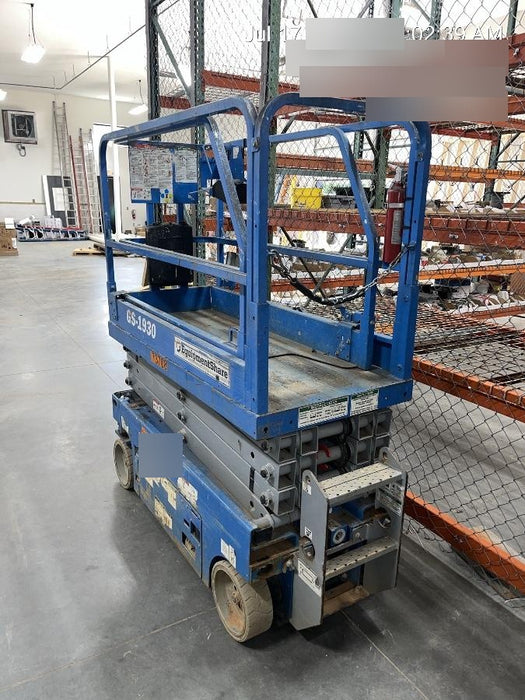 2020 Genie GS-1930 Fixed rails with chain entry gate - Pre A92.20