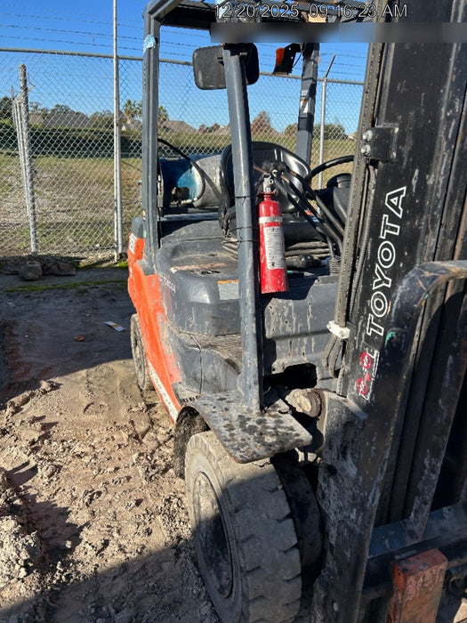 2022 TOYOTA 50-8FGU25