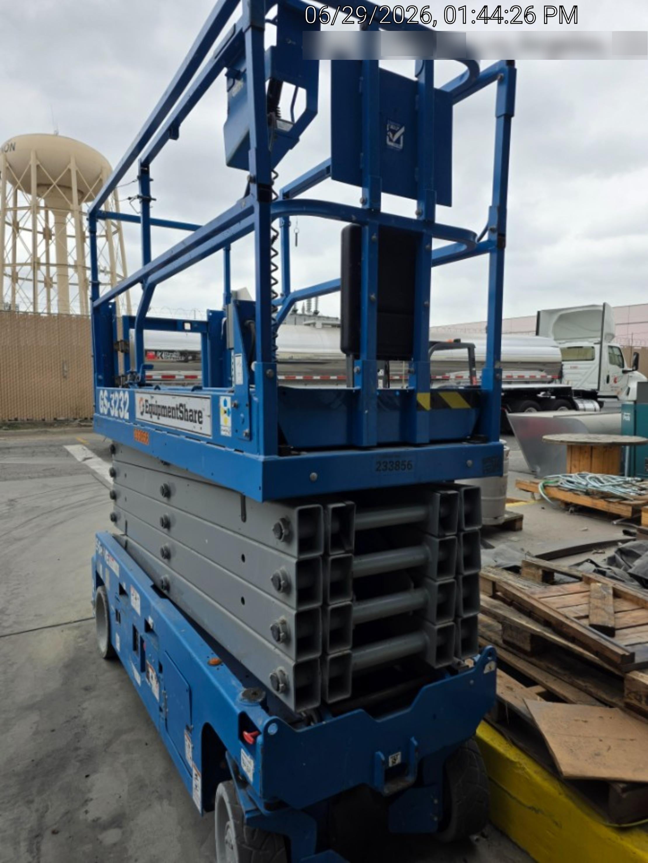 2022 GENIE GS-3232