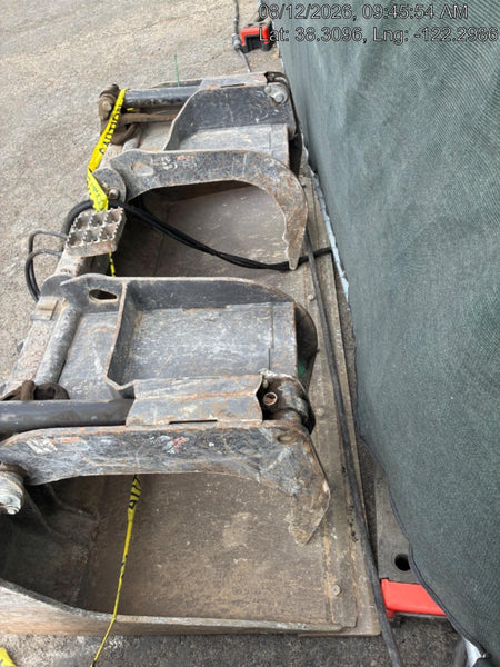 2019 PALADIN 76" Scrap Grapple Bucket - Paladin