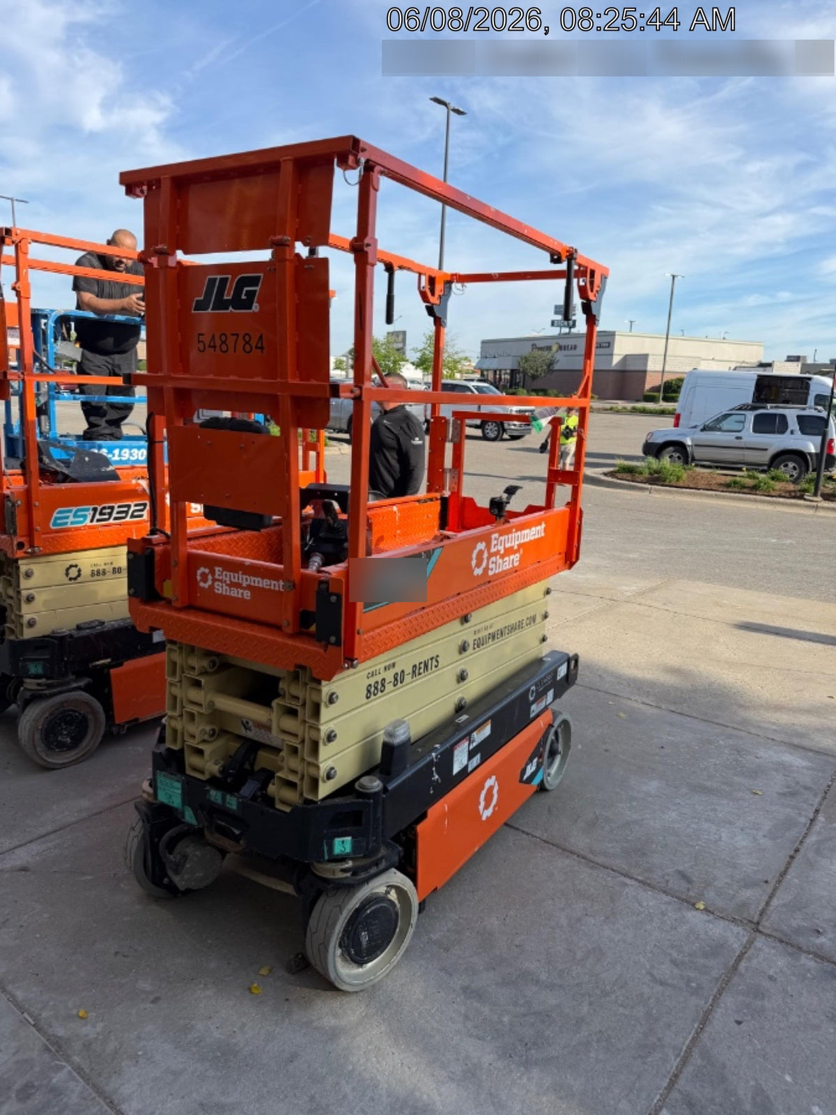 2022 JLG ES1932