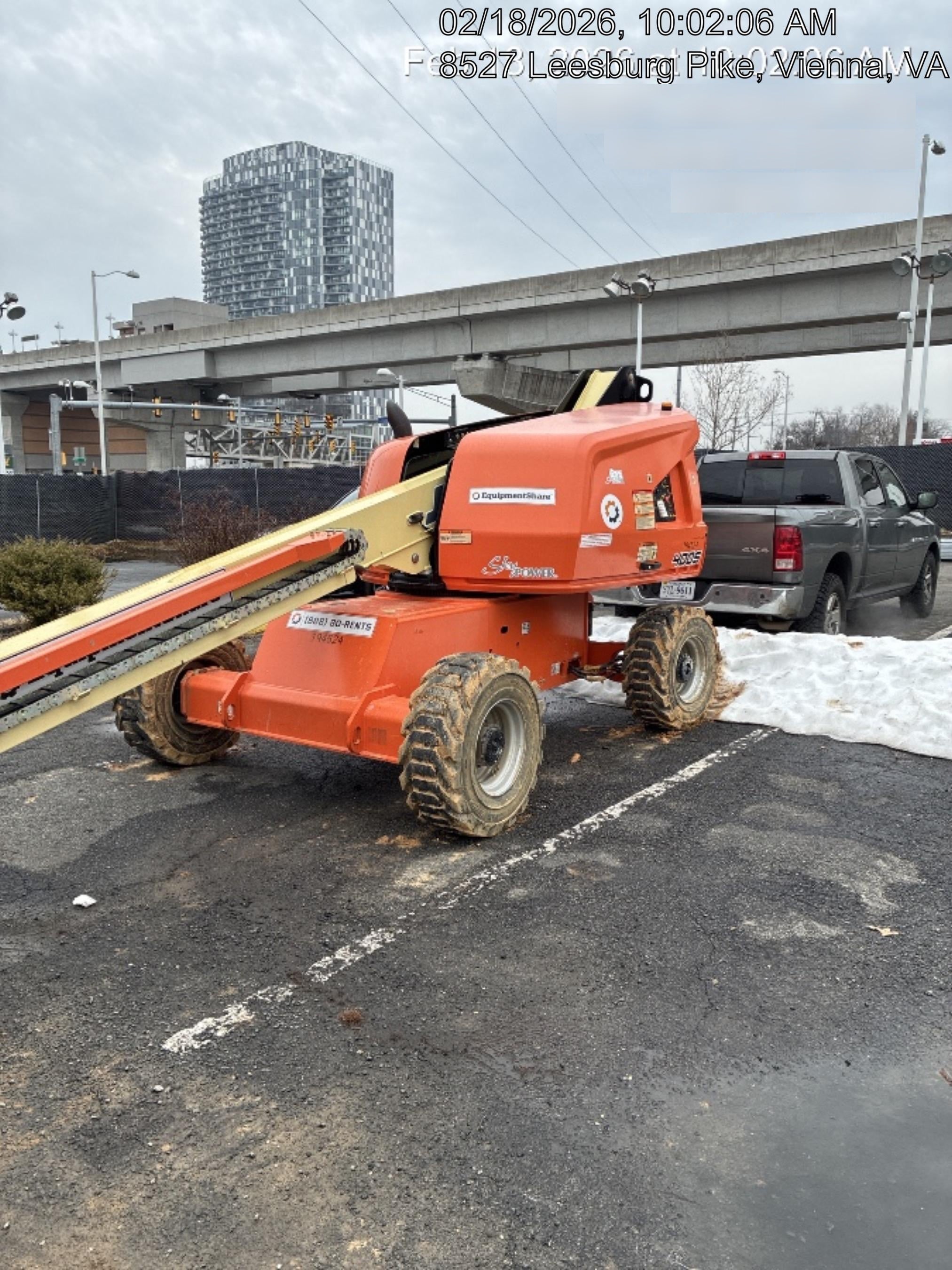 2021 JLG 400S