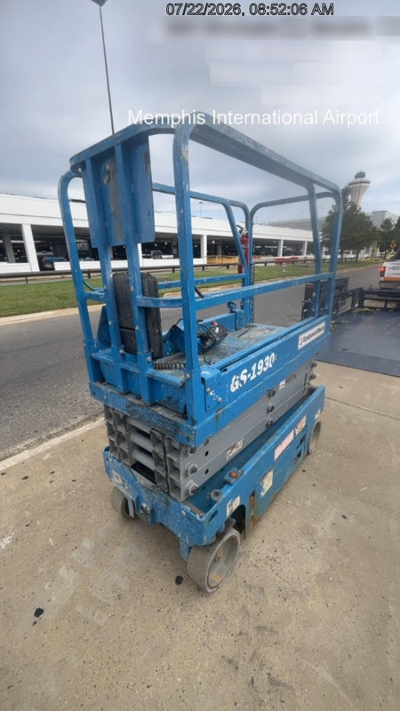2019 Genie GS-1930 Fixed rails with chain Entry