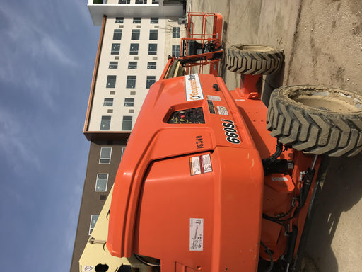 2018 JLG 660SJ