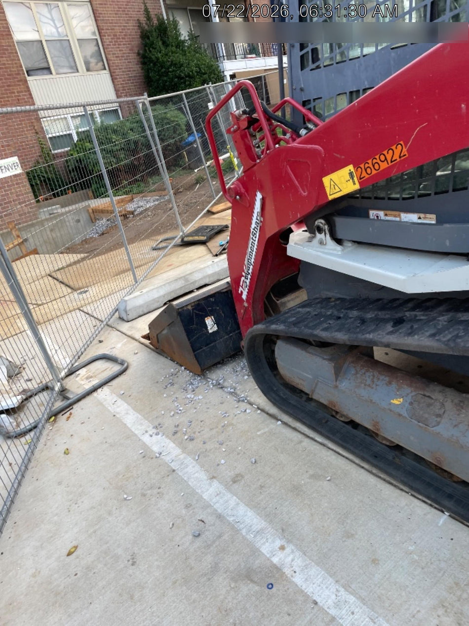 2022 TAKEUCHI TL10V2-CR