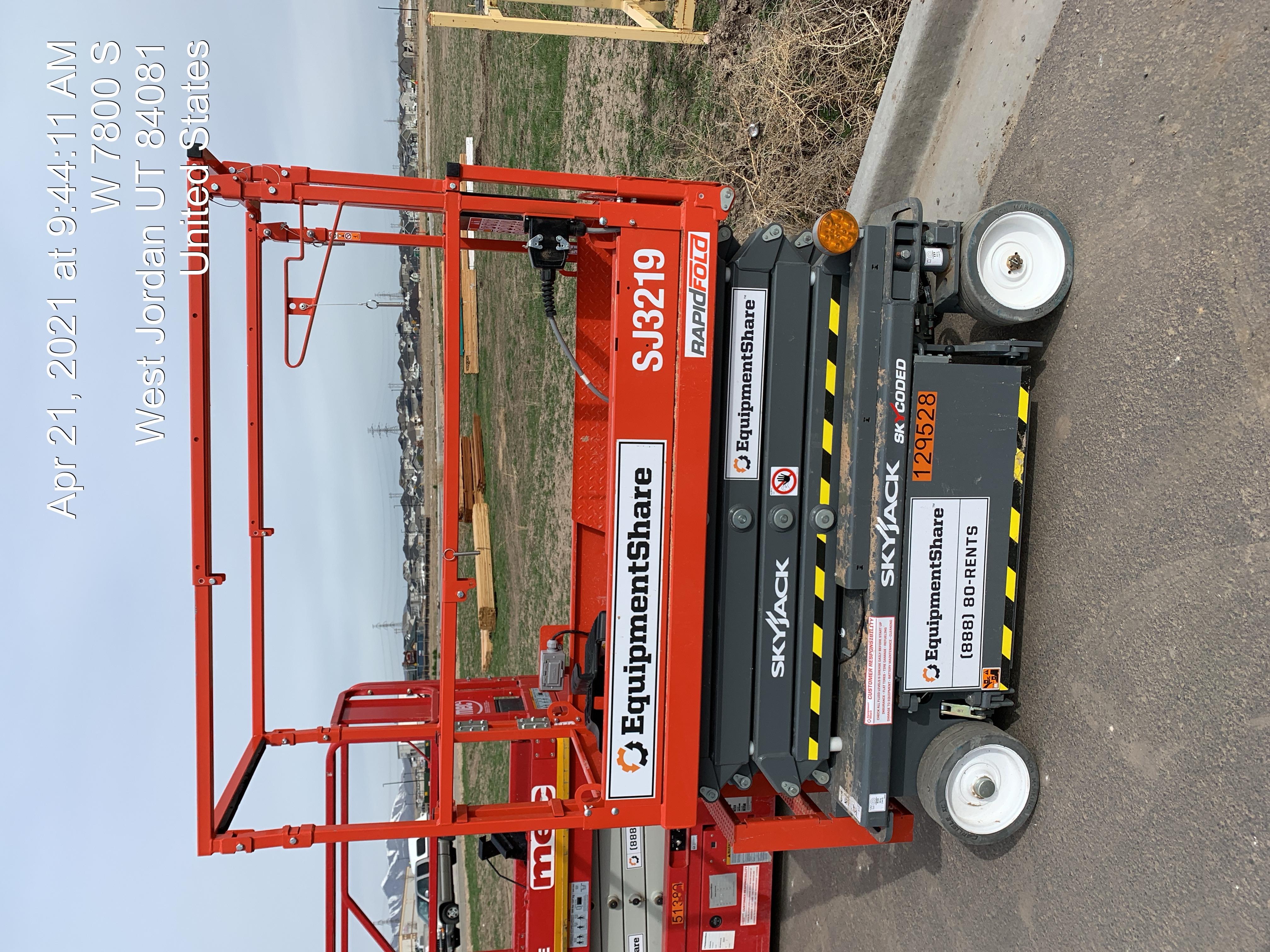 2021 SKYJACK SJ3219