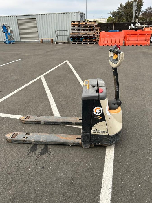 2020 CROWN WP3035-45