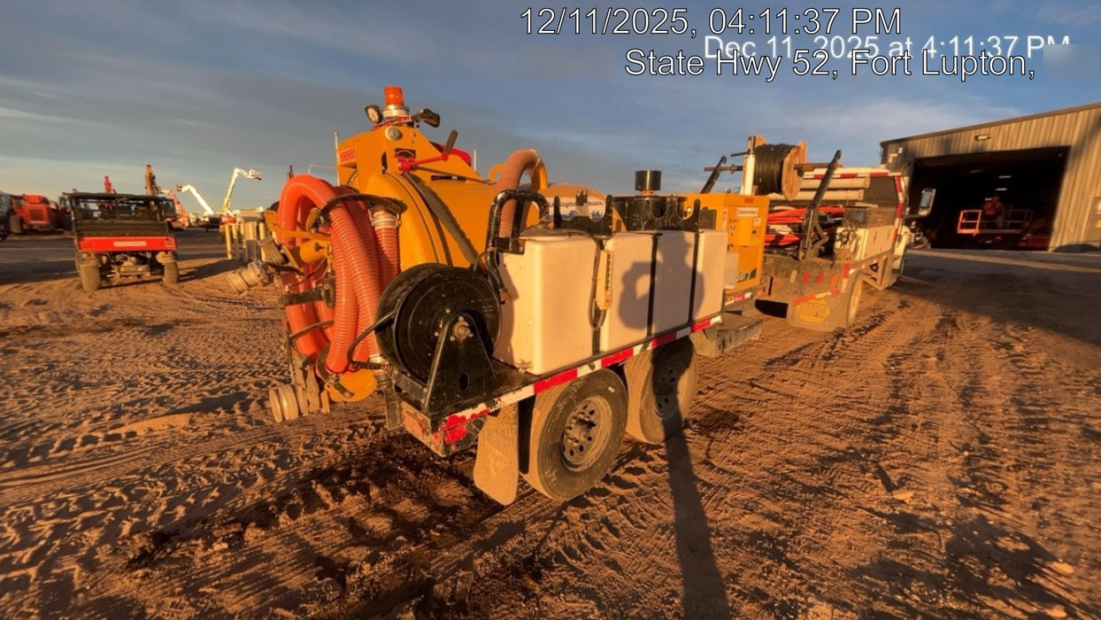 2022 VAC-TRON LP573XDT