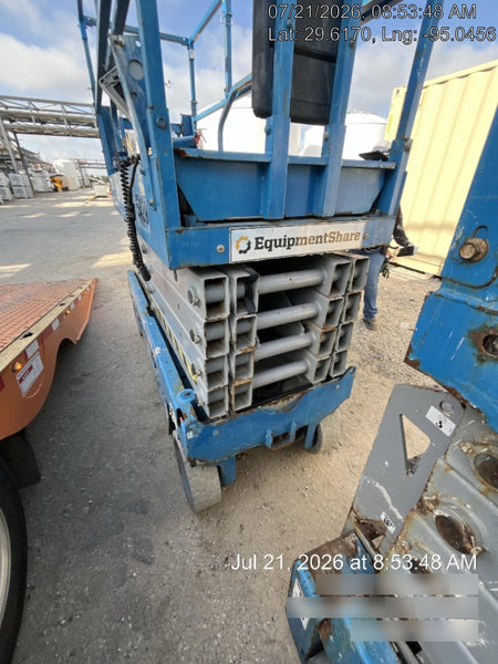 2017 Genie GS-3232 Genie GS3232 Narrow 32' Scissor Lift