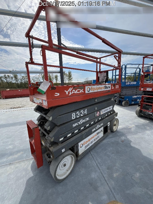2018 Skyjack SJIII-3226 Skyjack SJIII3226 Scissor Lift w/Trojan Batteries