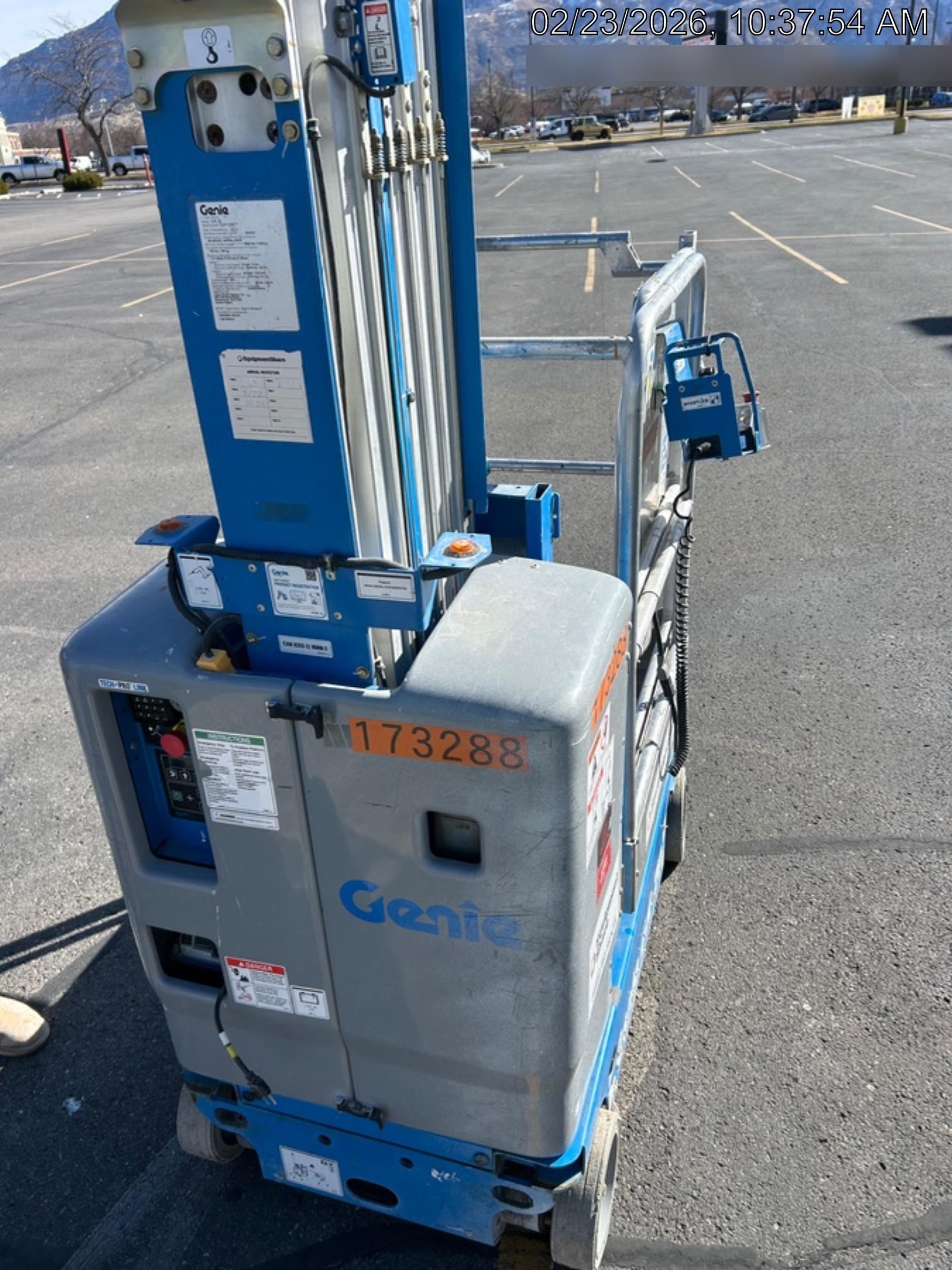 2021 GENIE GR-20
