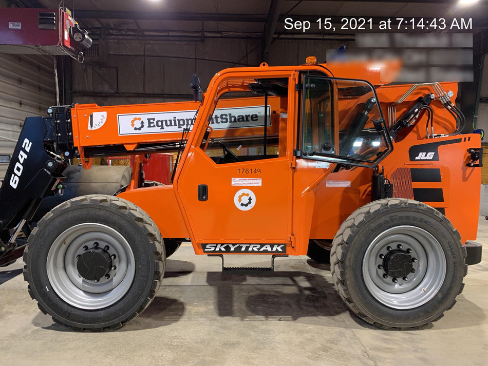 2021 SKYTRAK 6042