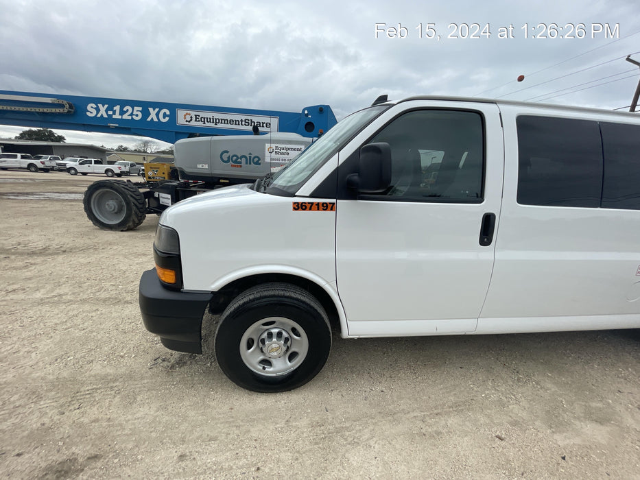 2023 CHEVROLET Express Van - Rental