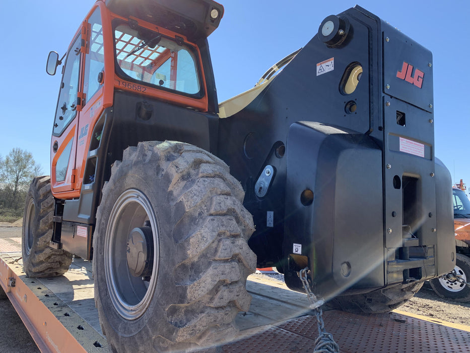 2021 JLG 1732