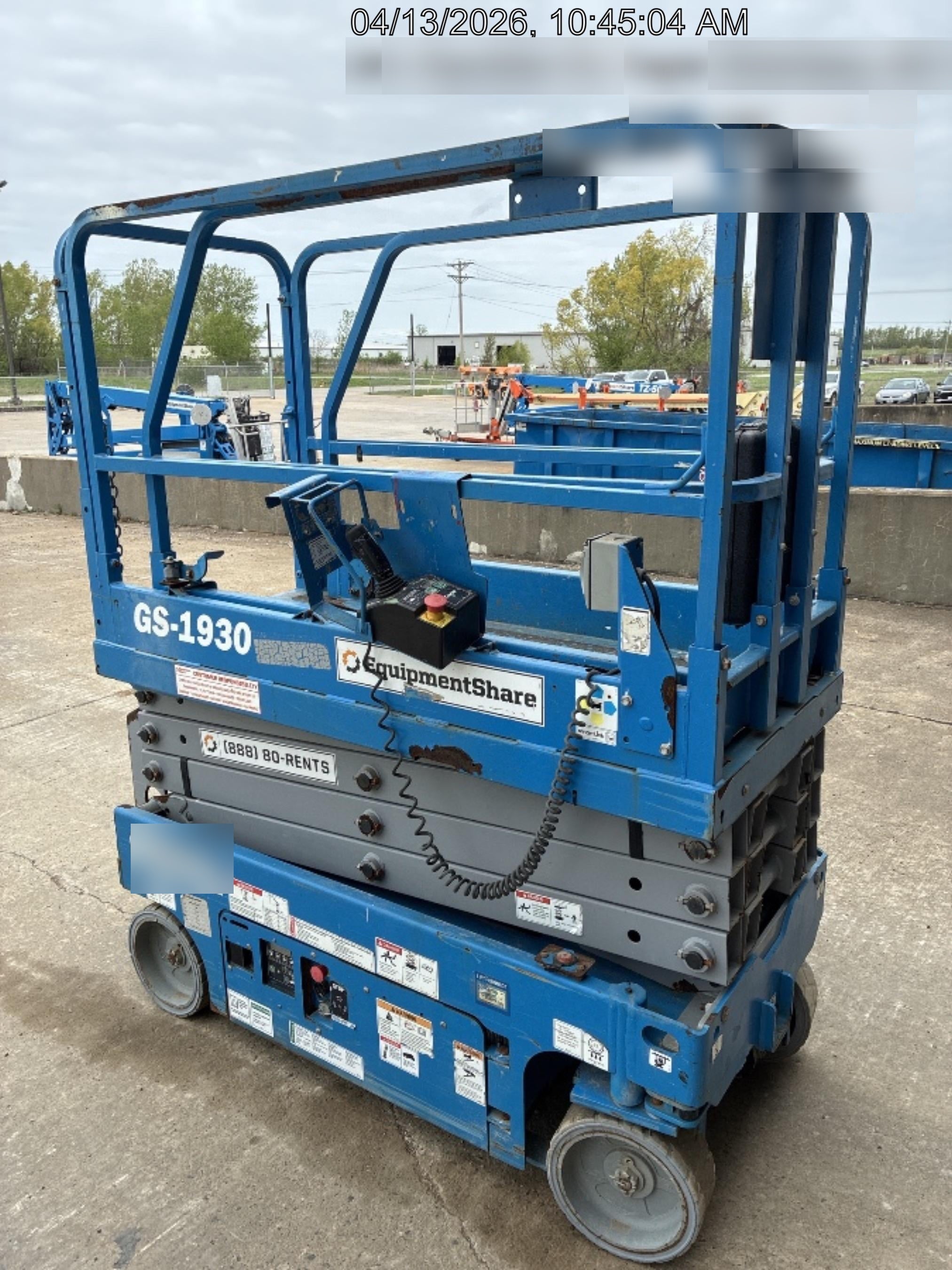 2019 Genie GS-1930 Fixed rails with chain Entry