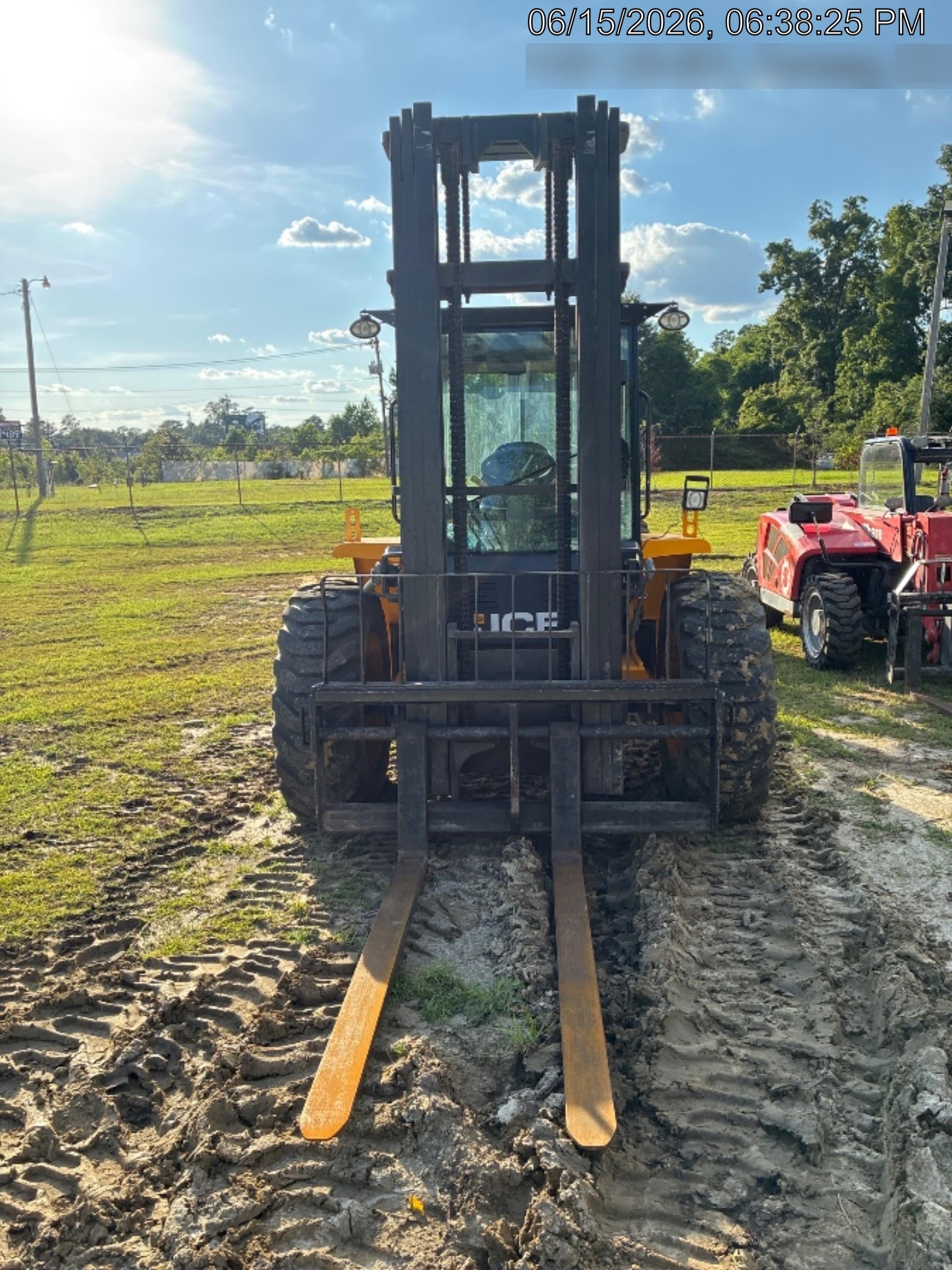 2025 JCB 940-4
