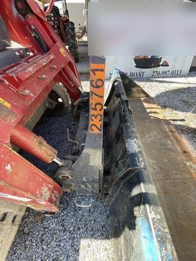 2022 PALADIN 48" Pallet Forks - Paladin