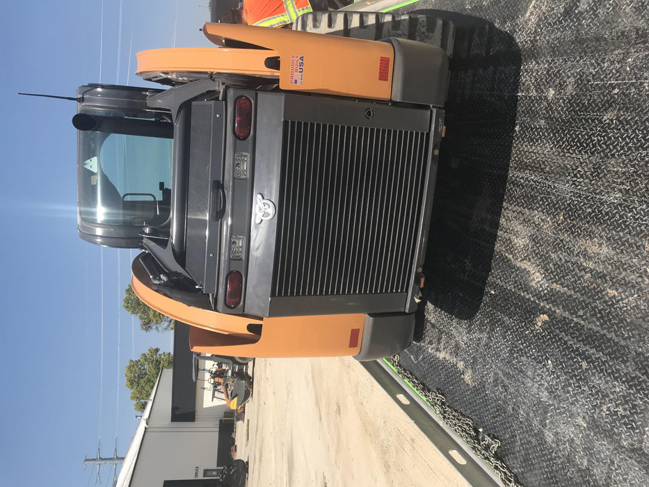 2020 Case TV450 761042 E-H Controls, 761031 ISO/H 2-Speed Controls, 761035 Performance Package Front Electric, 761206 Hydraulic Coupler, 761045 Cab Heat/AC, 761062 Air Ride Seat, 761201 HD Light Package, 761048 Engine Block Heater, 8500147 450mm (17.7 in.) 78" OTW Tracks