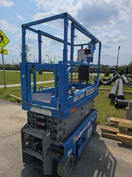 2020 Genie GS-1930 Solid Non Marking Tires, Beacon, Folding rails with half height swing gate