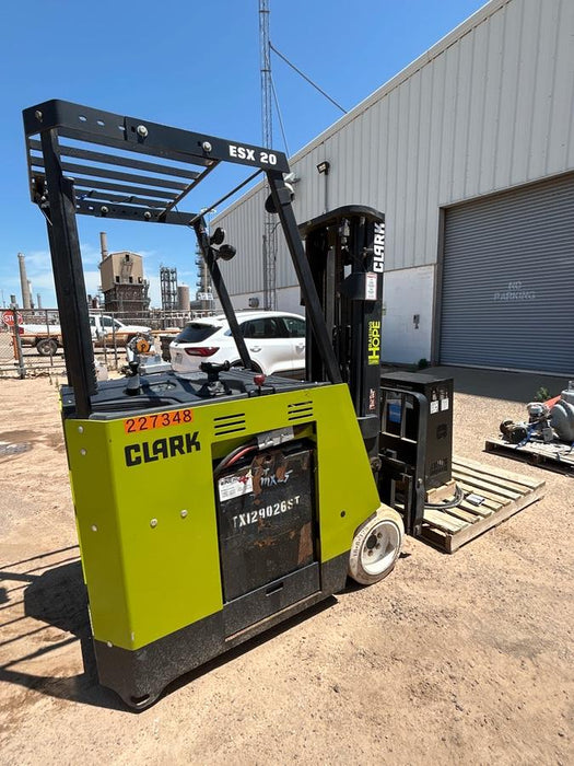 2022 CLARK ESX20