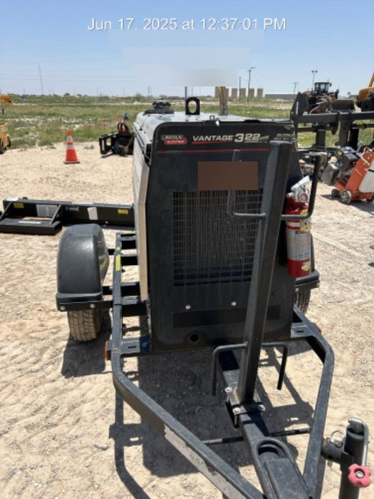 2019 Lincoln Electric Vantage 322 Welder Ready-Pak 3, Two wheel trailer, Fender and Light kit, Cable Rack