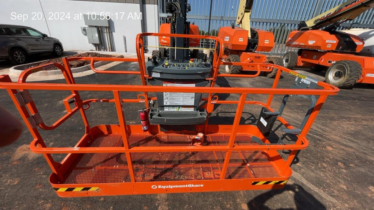 2024 JLG 660SJ