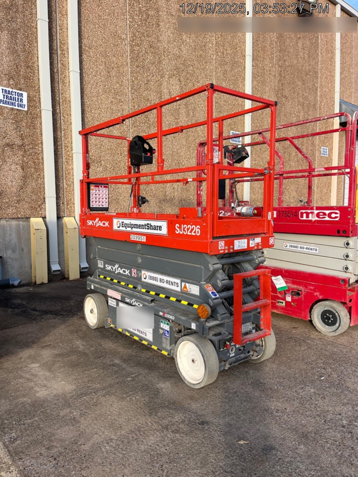 2022 SKYJACK SJ3226