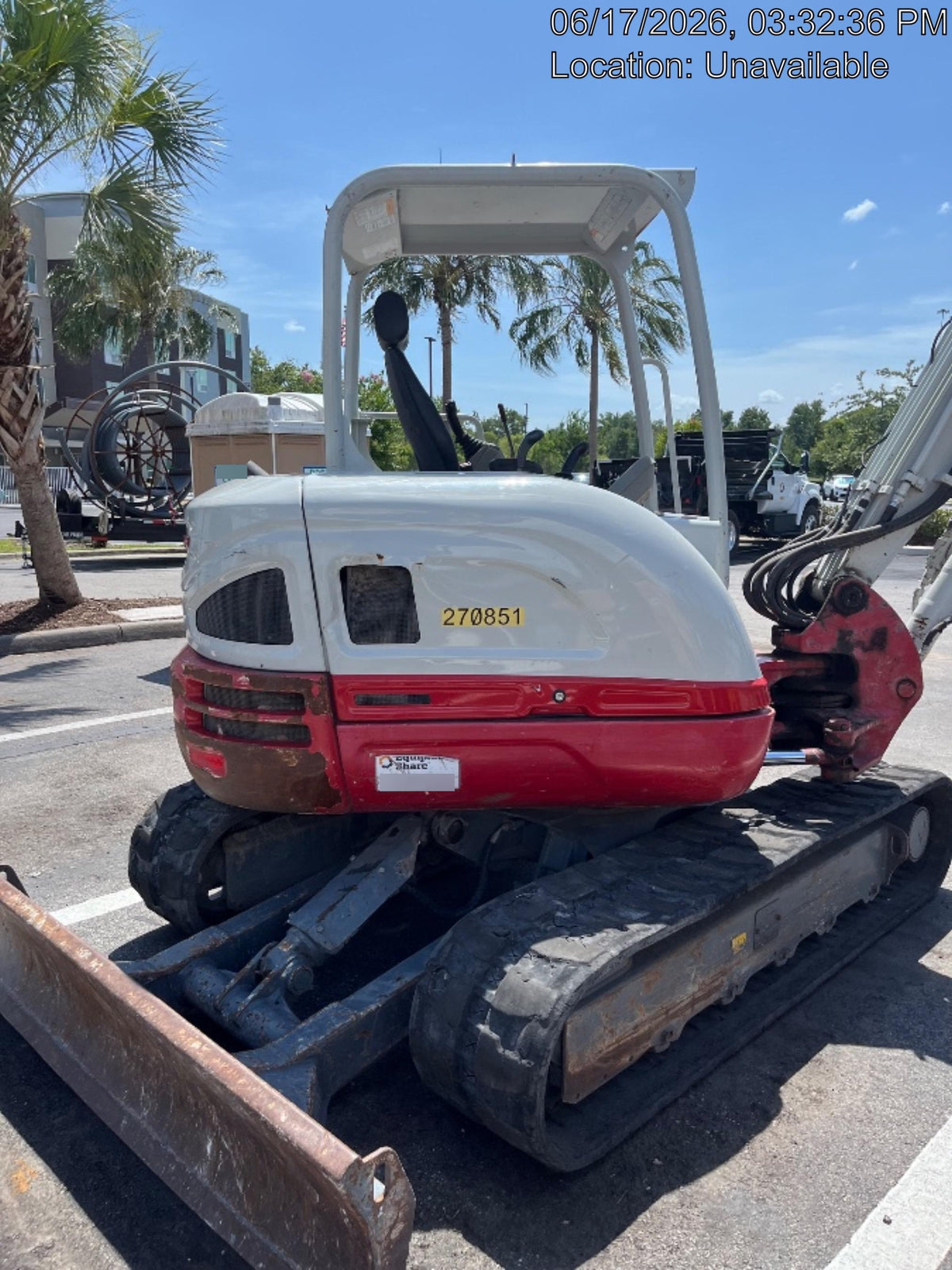 2022 TAKEUCHI TB250-2R