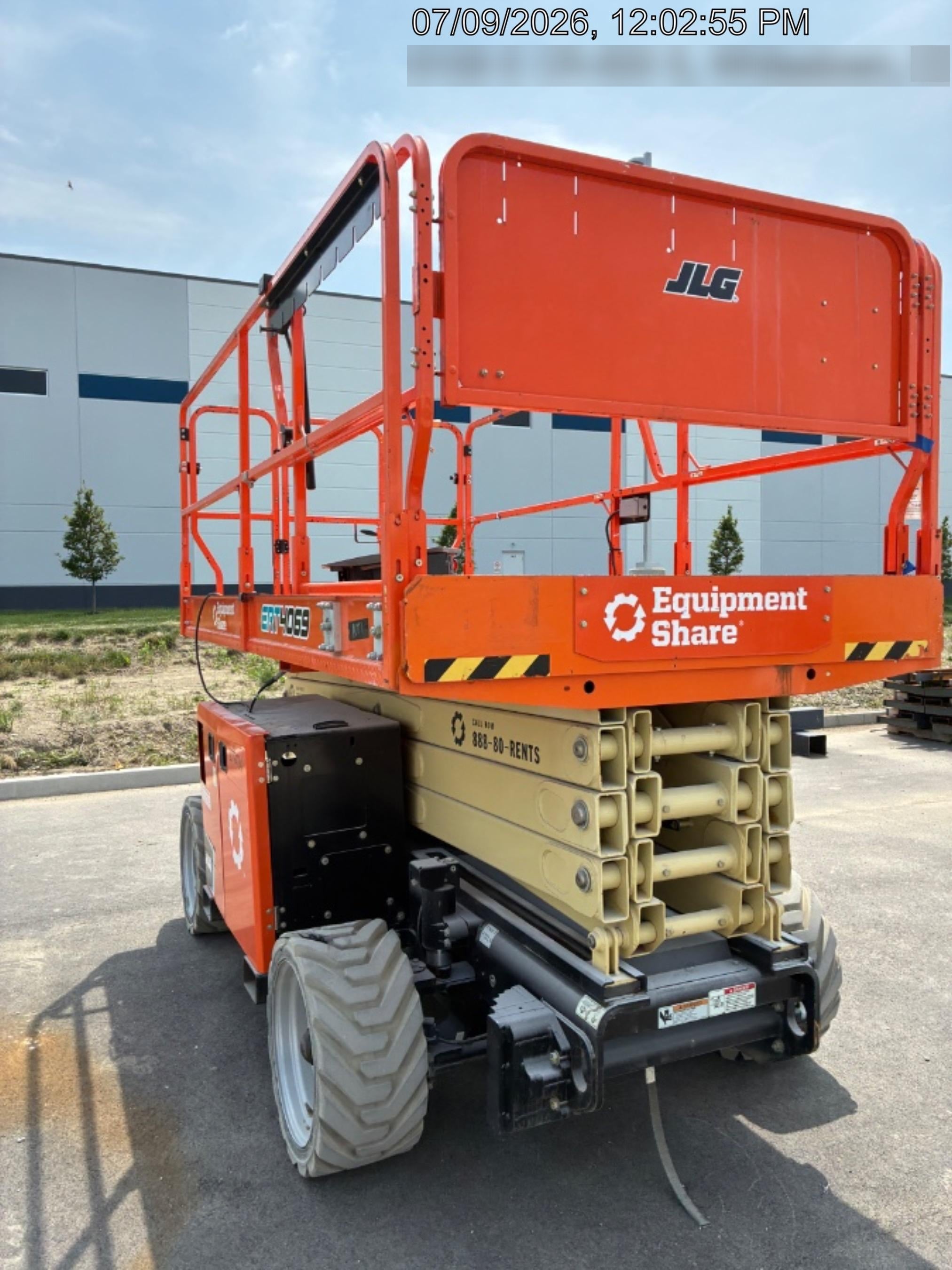 2022 JLG ERT4069