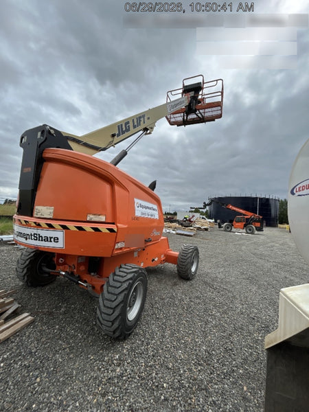 2020 JLG 400S