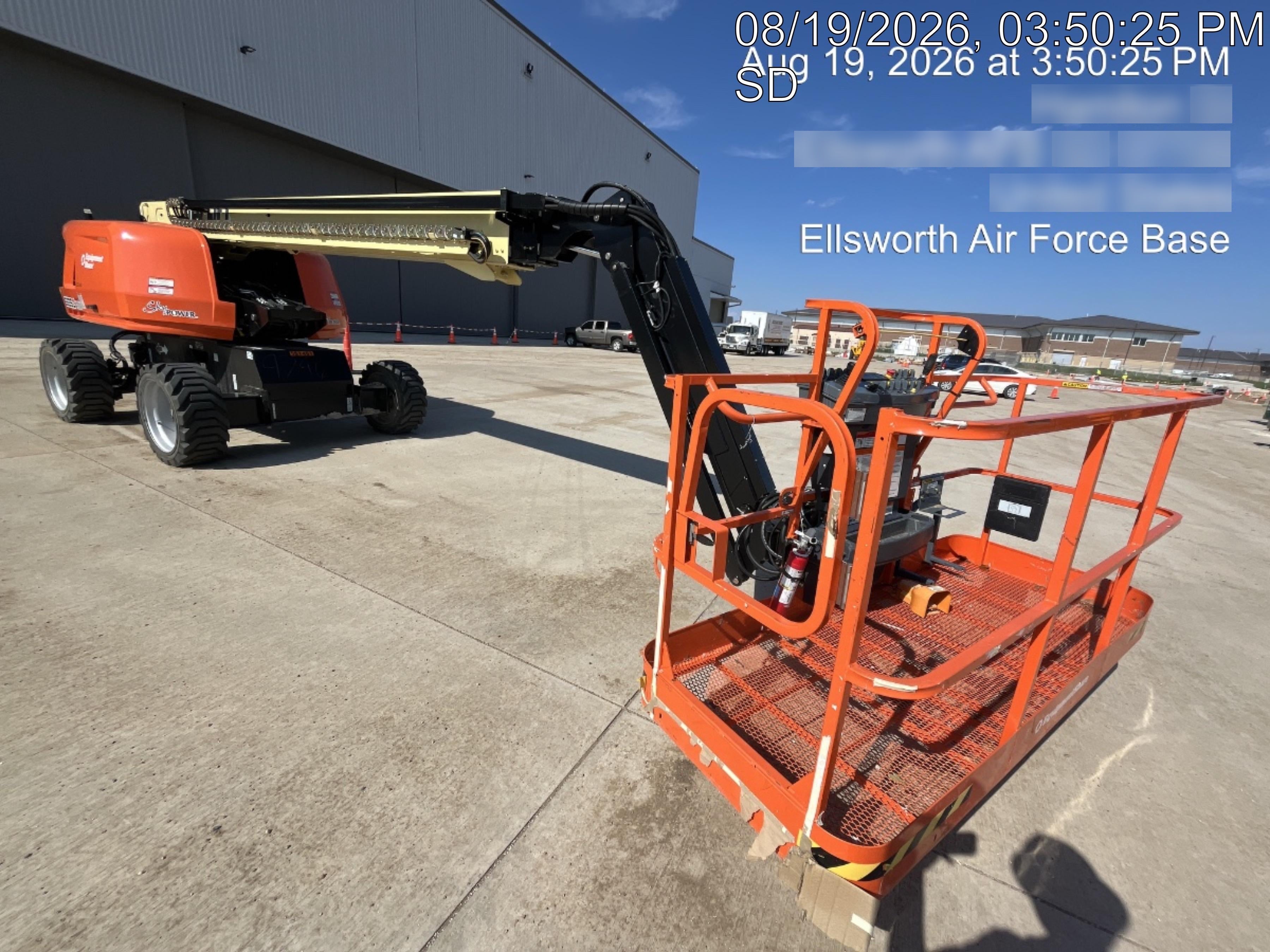 2025 JLG 660SJ