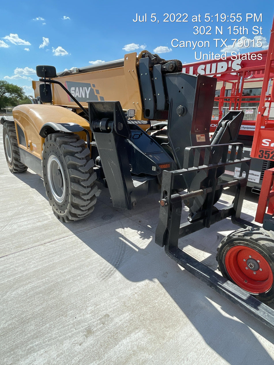 2022 SANY STH1056