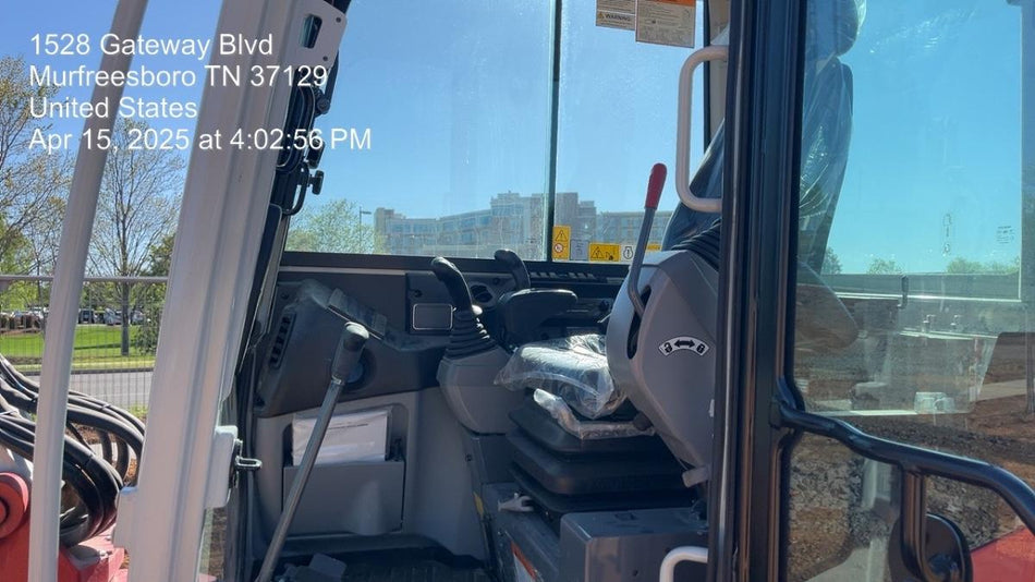 2023 TAKEUCHI TB250-2CR