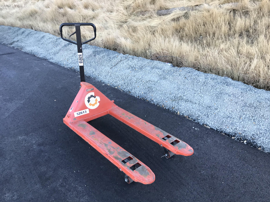 2019 HAUL MASTER 2.5 Ton Manual Pallet Jack