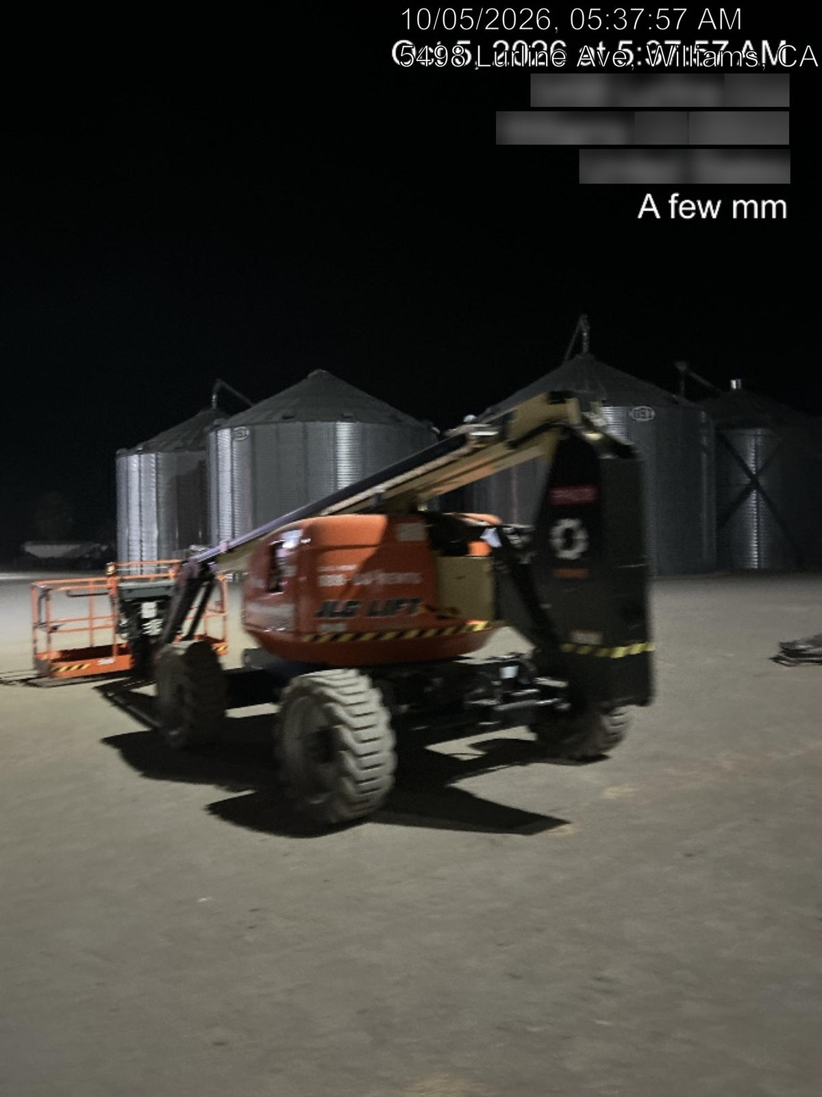 2025 JLG 600AJ
