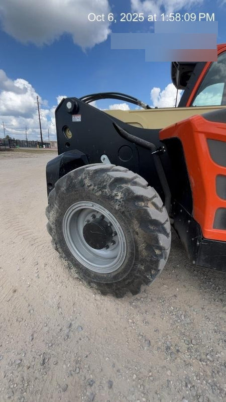 2025 JLG 1732