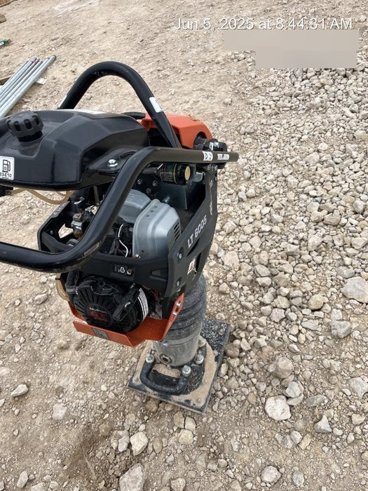 2025 HUSQVARNA LT6005