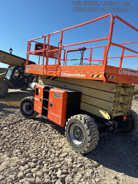 2023 JLG RT4394
