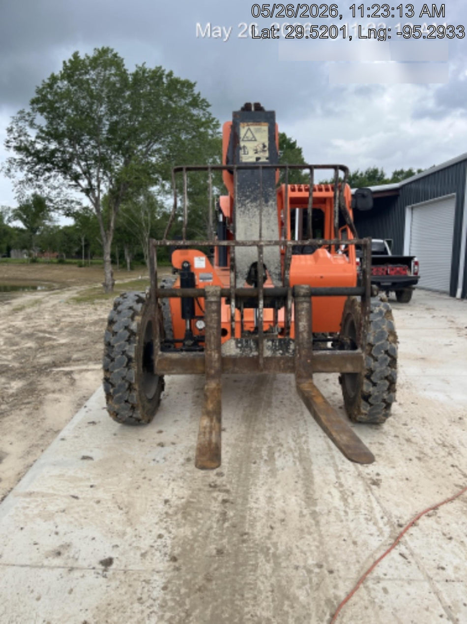 2019 Skytrak 6036 Canopy, Solid Tires, LED Work Lights, Beacon w/72" Carriage, 48" Pallet Forks