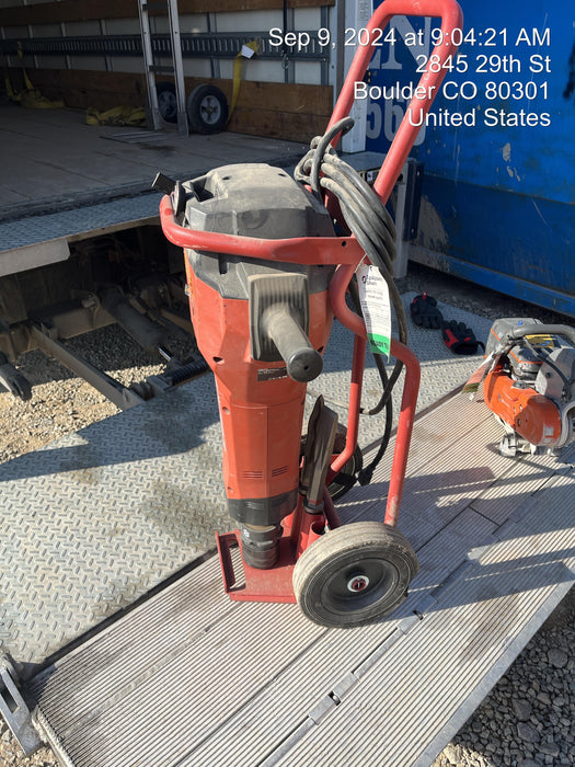 2023 HILTI TE 3000-AVR