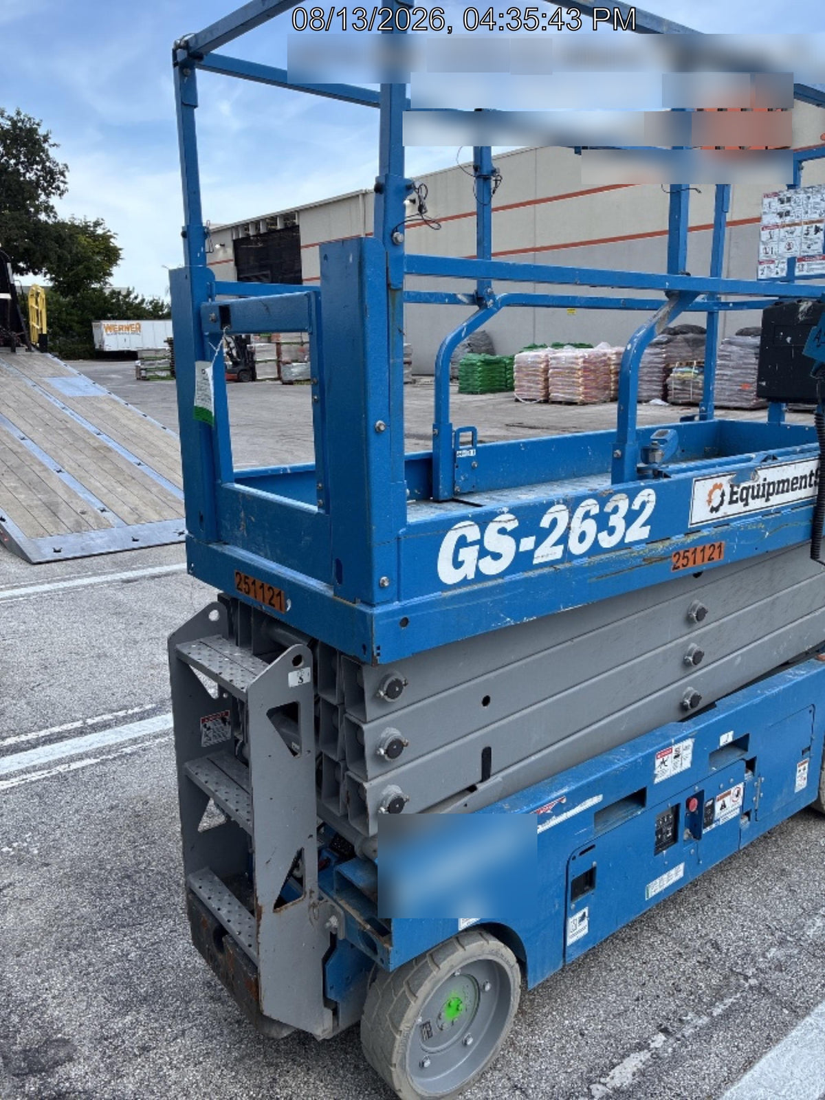 2022 GENIE GS-2632