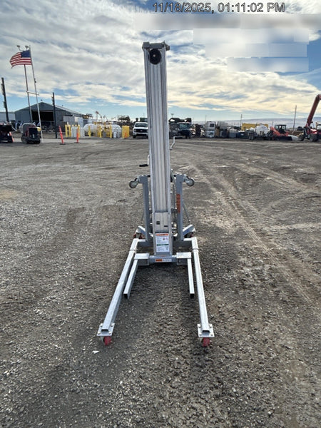 2023 GENIE SLC-24